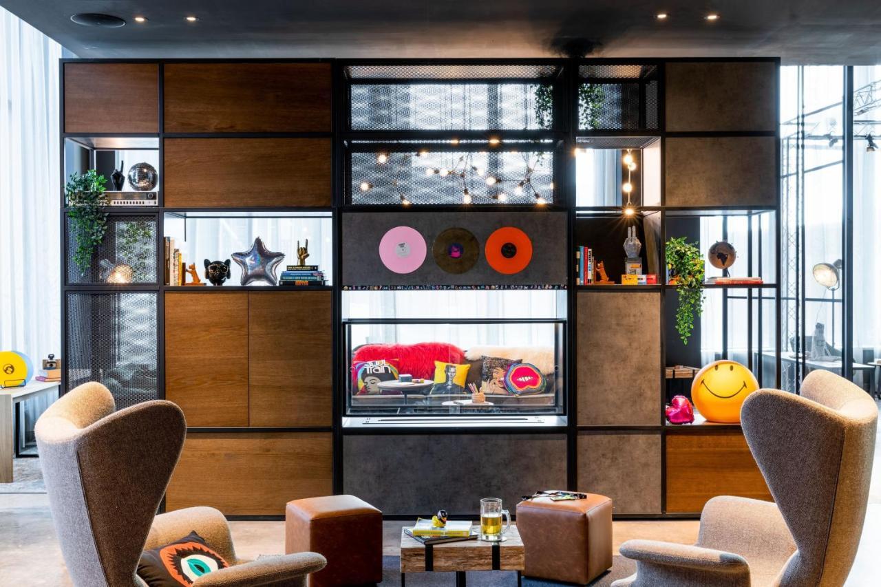 Moxy Glasgow Sec Екстериор снимка